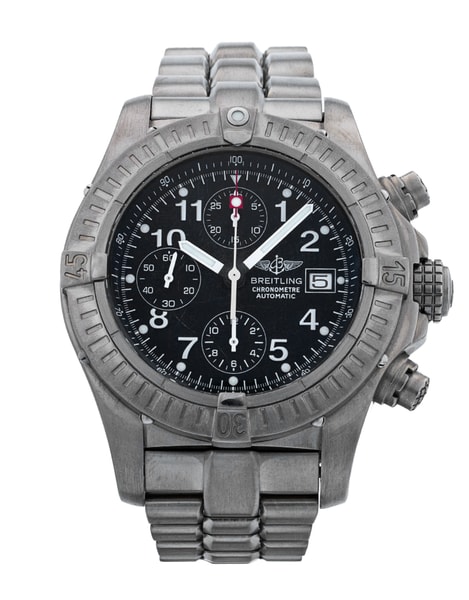 Breitling Chrono Avenger E13360